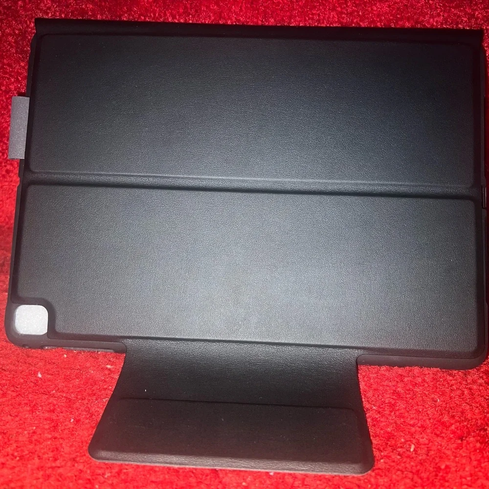 Black iPad Smart Keyboard